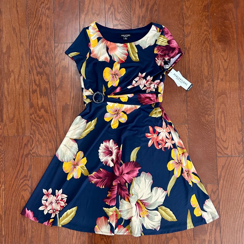 Navy Blue Floral Short Sleeve Dress Knee Length Aline Fit and Flare Twirl Skirt